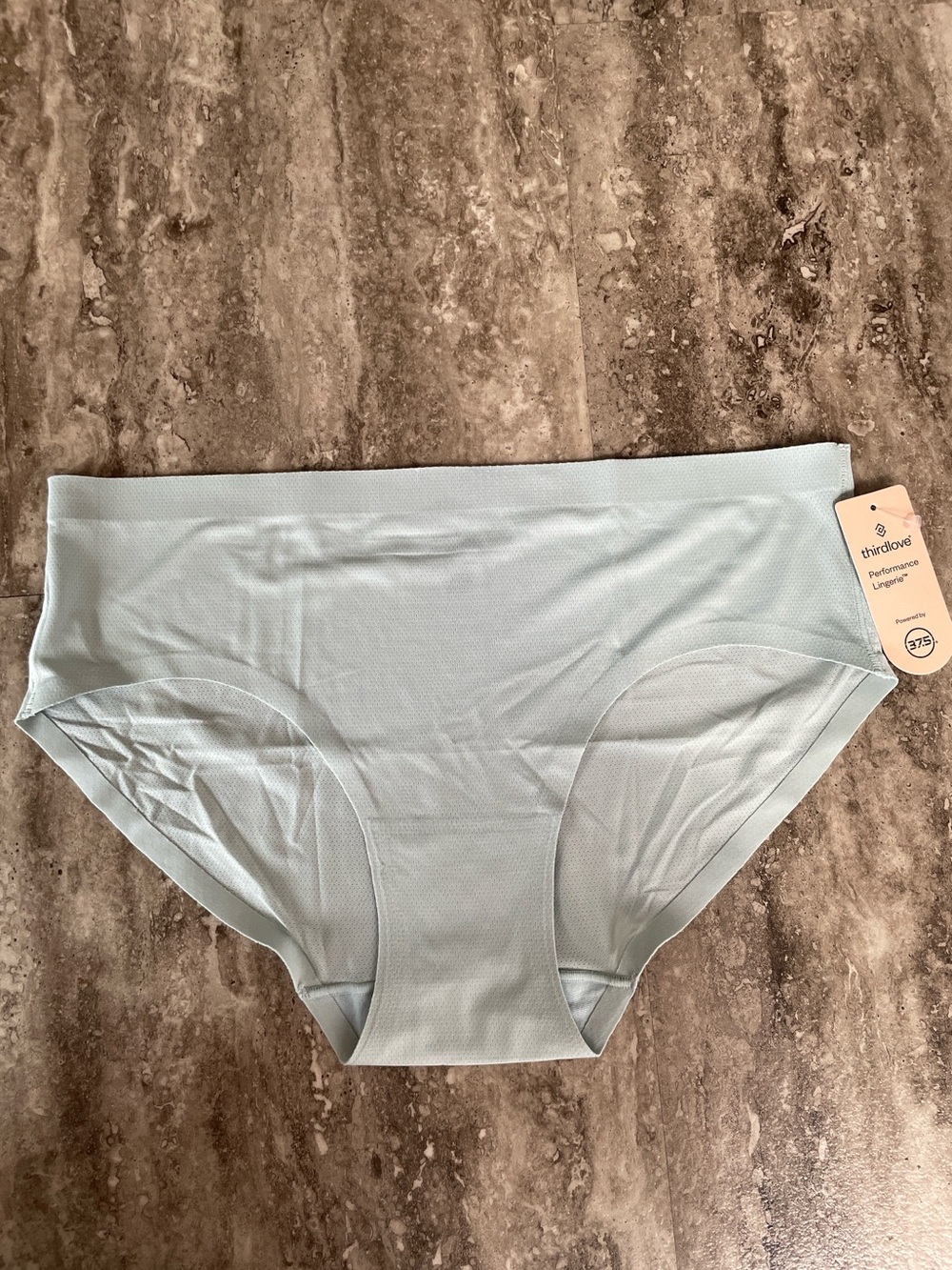 NEW! ThirdLove TempSync Hipster, Medium, Air
